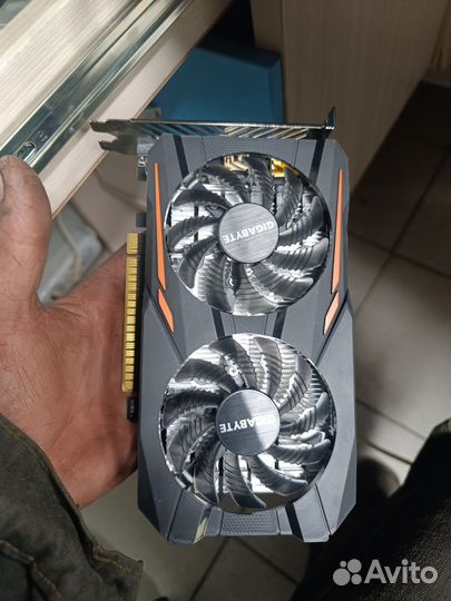 Видеокарта 1050 oc-2g