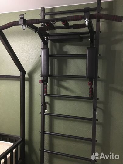 Шведская стенка + турник 3в1