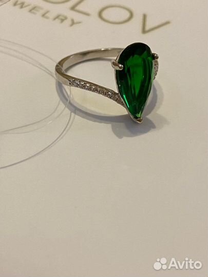 Серебряное кольцо новое