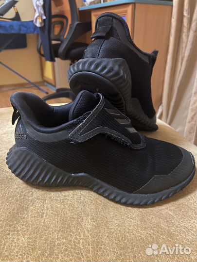 Кроссовки Adidas 33 размер
