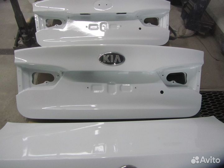 Крышка багажника Kia rio 3 в цвет белая