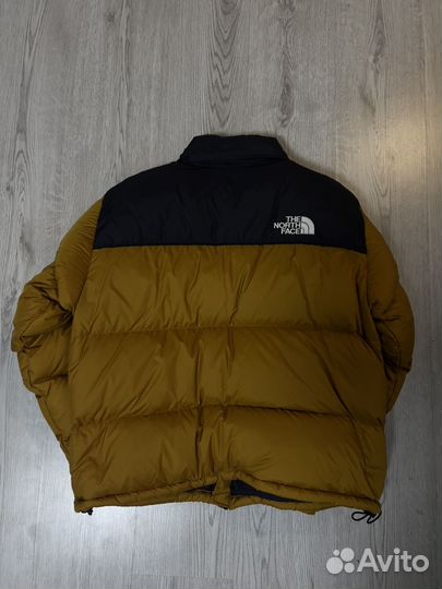 The north face nuptse 1996