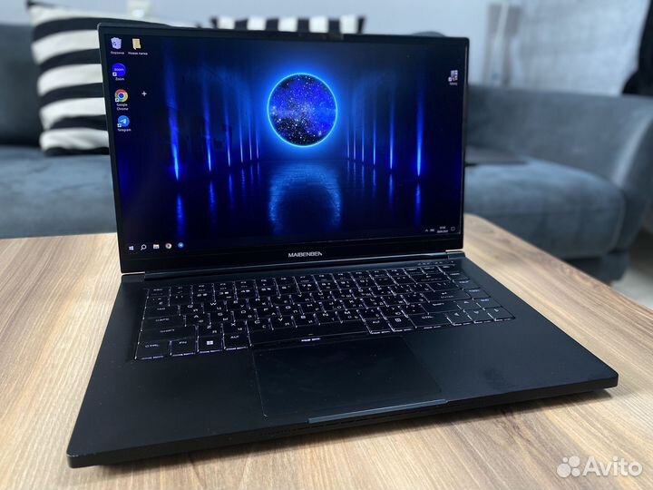 Maibenben x568