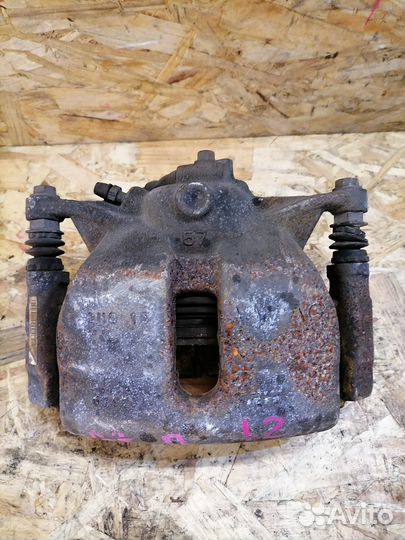 Суппорт передний правый Volkswagen Golf 7 1.2T CJZ