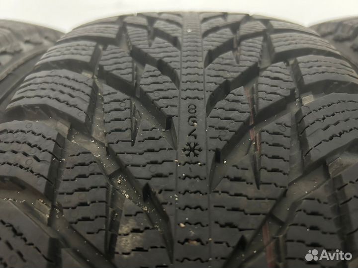 Nokian Tyres Hakkapeliitta R3 SUV 215/60 R17 100R