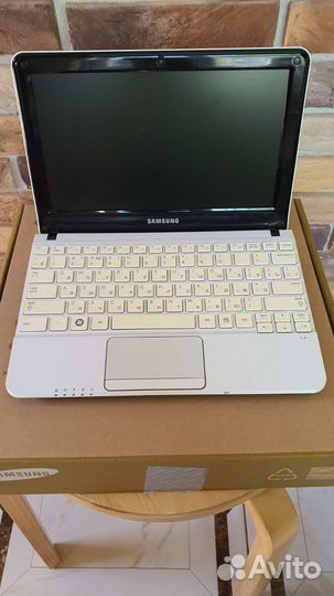 Нетбук Samsung nc110