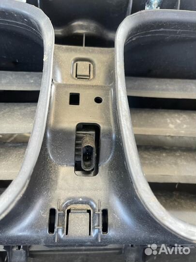 Воздуховод панель радиатора ф01 02