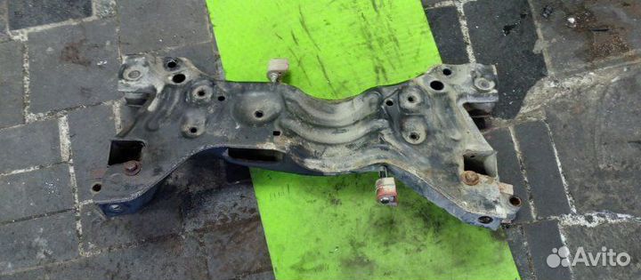 Подрамник Skoda Fabia fabia хэтчбек II cggb 2011