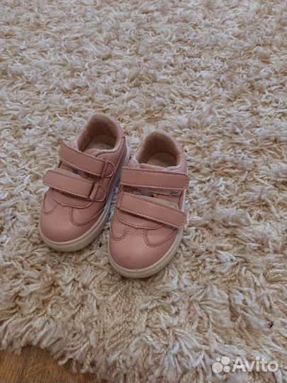 Кроссовки для девочки 21 размер