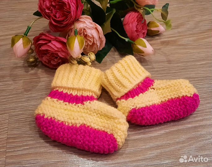 Детские вязаные носочки