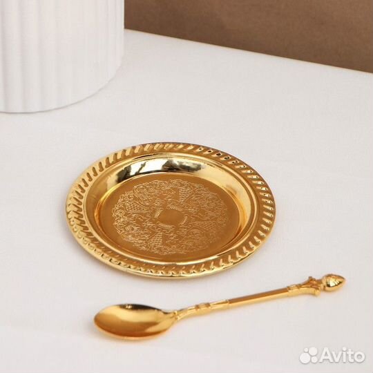 Набор блюдец «Золото», с подставкой, с ложками, 6