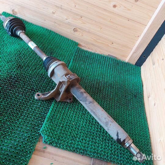 Привод шруз правый Ford Fiesta mk6 1.6 рест 2016г