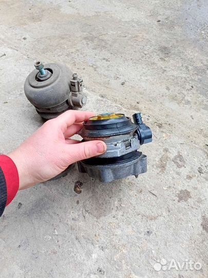 Опоры двс Ауди А8 Д3