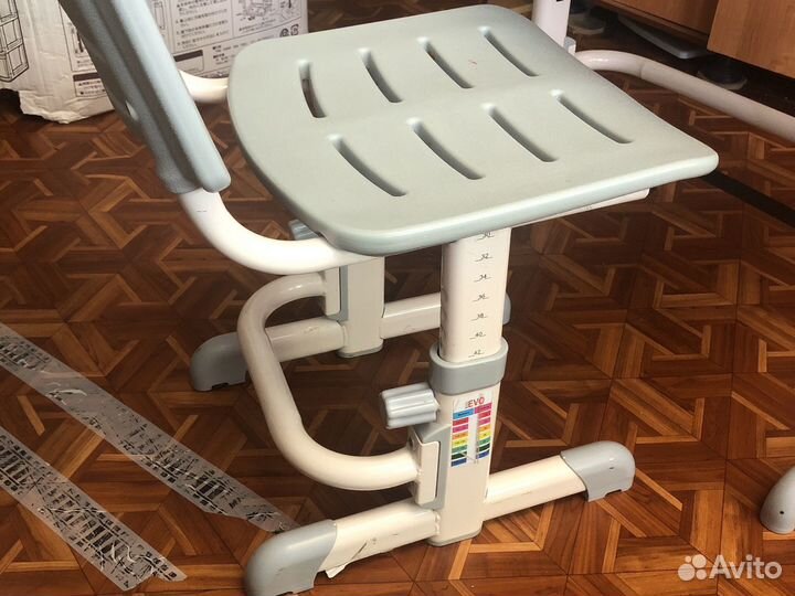 Детская растущая парта