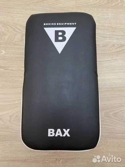 Макивара BAX(наручная, лапа)