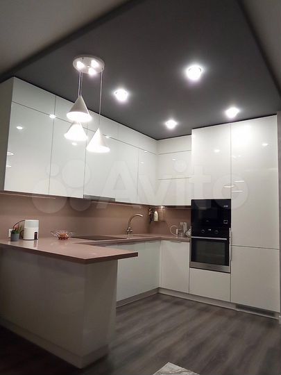 3-к. квартира, 72 м², 8/14 эт.