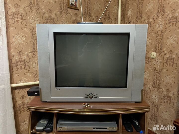 Телевизор TCL