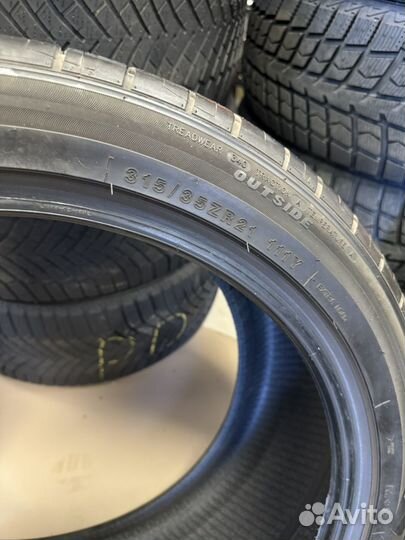 Tracmax X-Privilo RS01+ 275/40 R21 и 315/35 R21 111Y