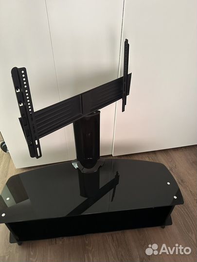Стойка под телевизор