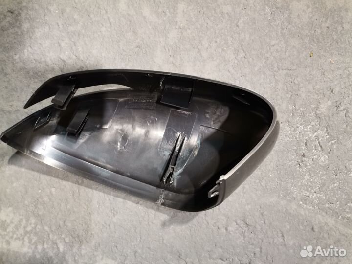 Кожух зеркала geely coolray