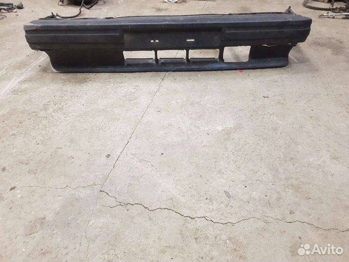 Вольво 740 бампер передний