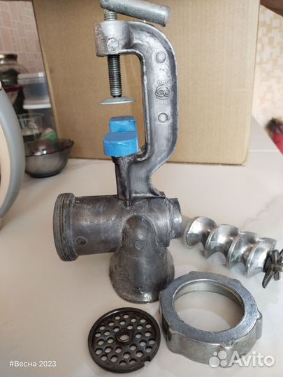 Мясорубка ручная