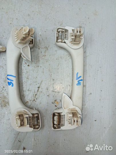 Ручка потолка Renault Megane K4M 2008