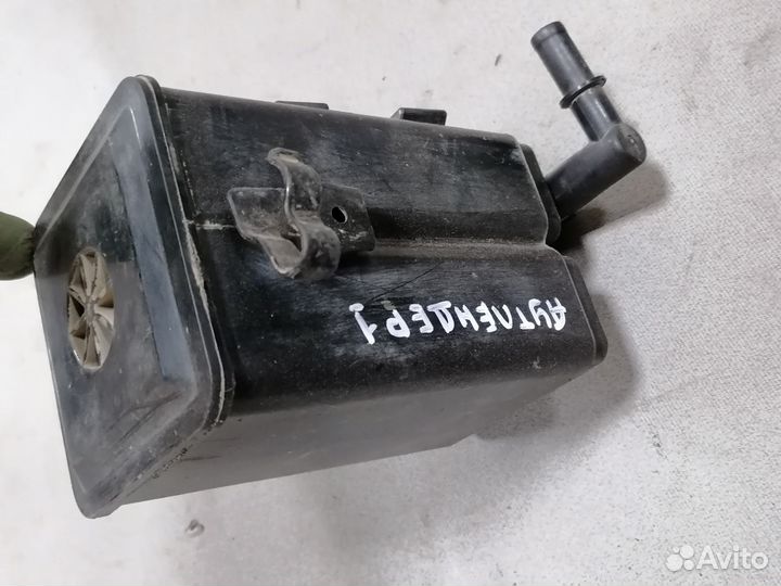 Абсорбер (фильтр угольный) Mitsubishi Outlander 1