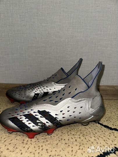 Бутсы adidas predator