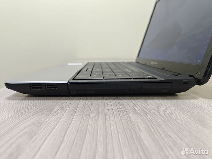 Packard bell TE11HC(8gb/SSD/15.6)