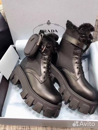 Ботинки женские Prada