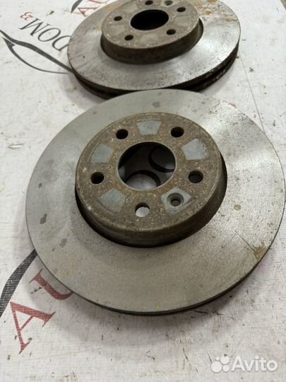 Диски тормозные передние Opel Astra J 5x105