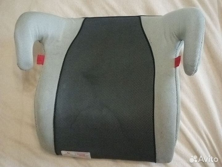 Автокресло бустер