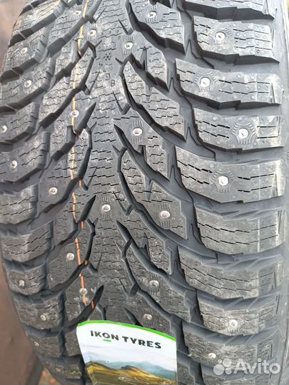 Ikon Tyres Autograph Ice 9 215/50 R17