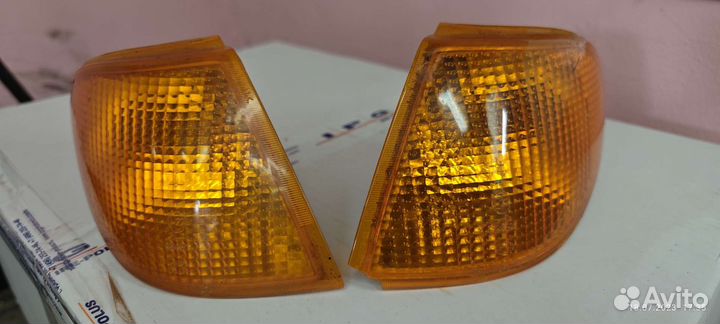 Продам поворотники на ваз 2114 цена за два