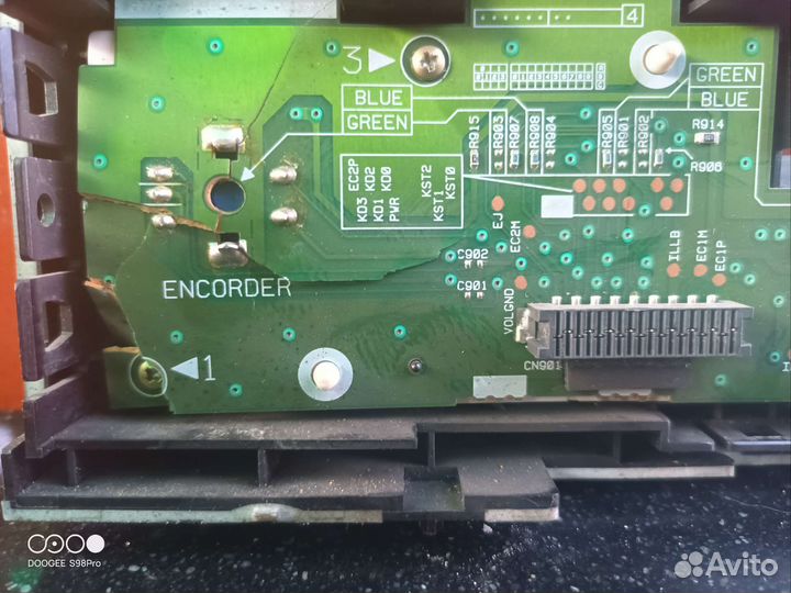 Панель магнитолы Lexus LX 470