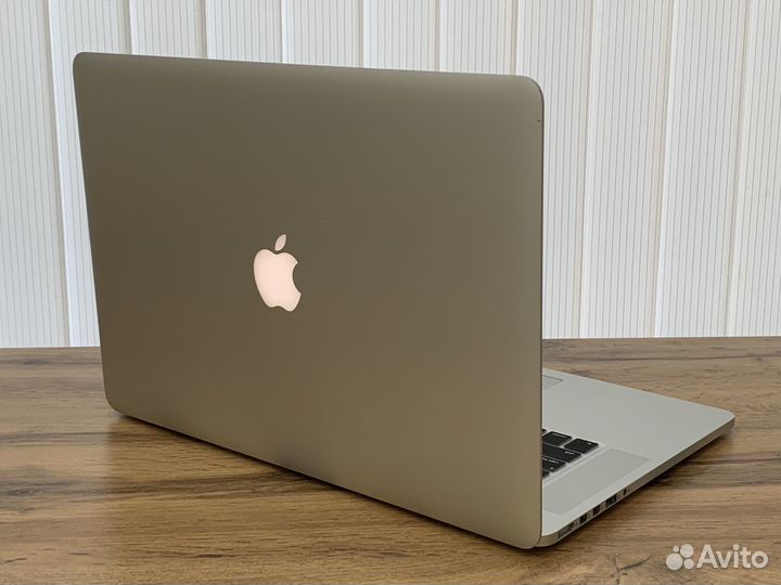 MacBook Pro 15 2017 + Photoshop