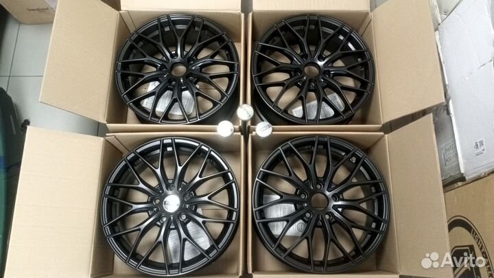 Новые диски R17 7J 5х114.3 ET40 67.1 Black