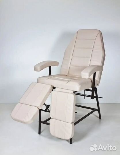 Педикюрное кресло - кушетка