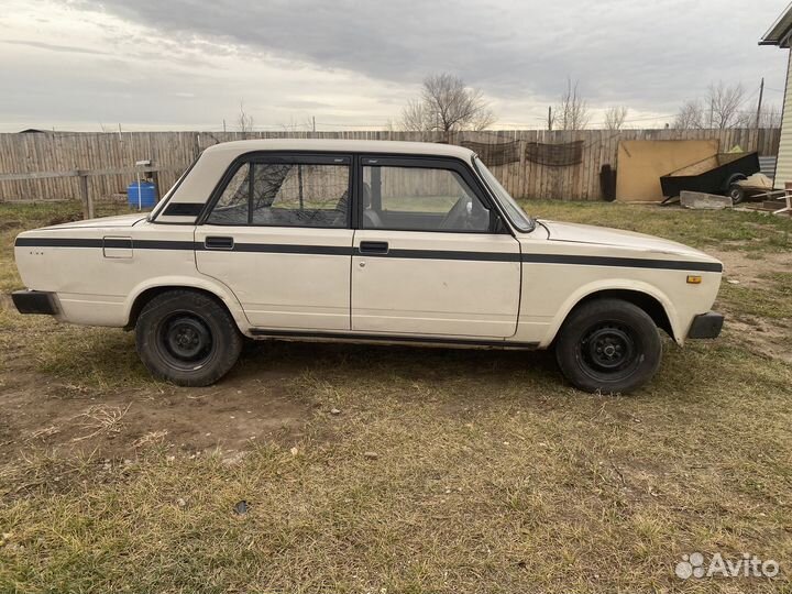 ВАЗ 2105 1.5 МТ, 1995, 200 000 км