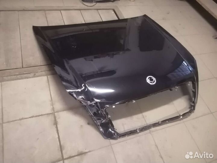 Капот Ssangyong Rexton 2