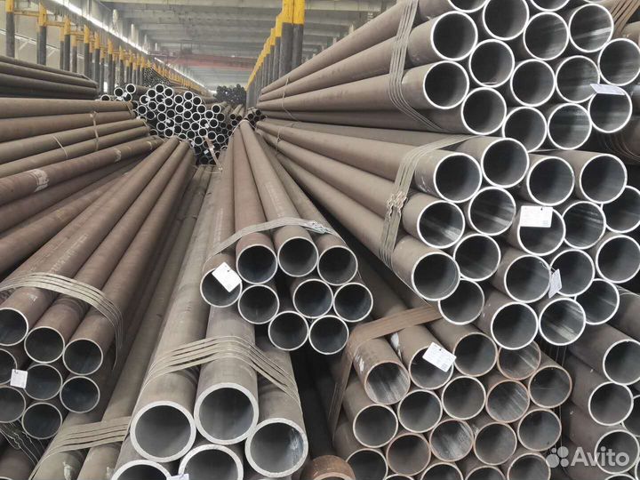 Труба бесшовная горячедеформированная 299мм