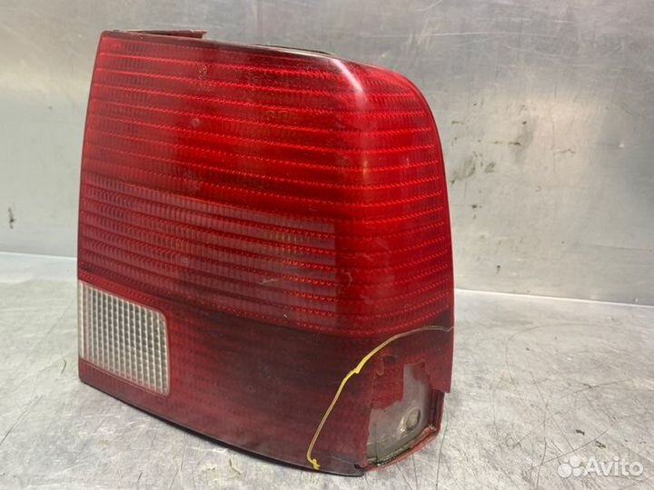 Фонарь задний правый Volkswagen Passat B5
