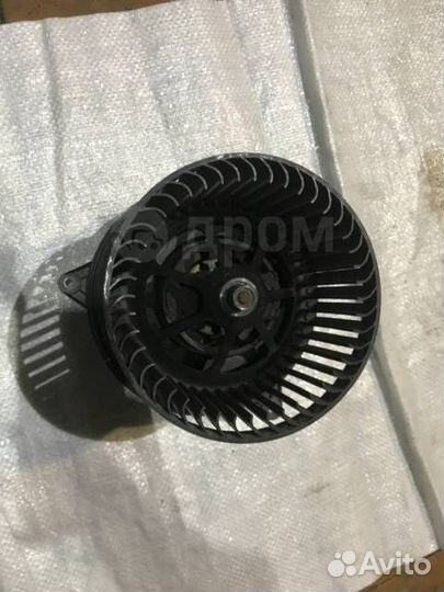 Вентилятор отопителя Ford Tourneo Connect