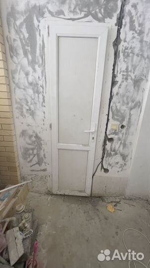 Балконная пластиковая дверь 800 х 2000 мм