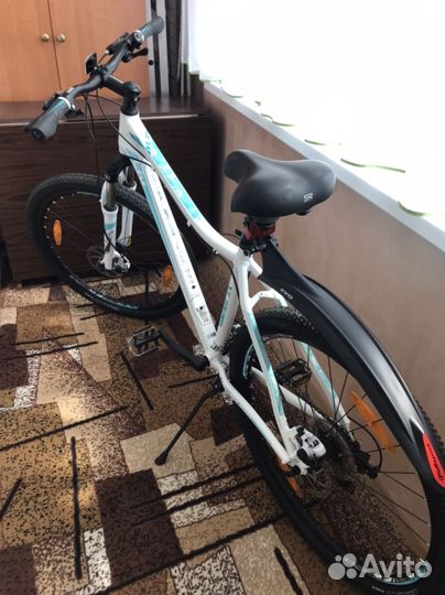 Велосипед 27.5 Giant Bliss