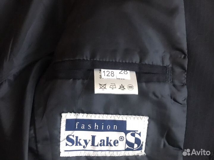 Школьный костюм для мальчика темно-синий