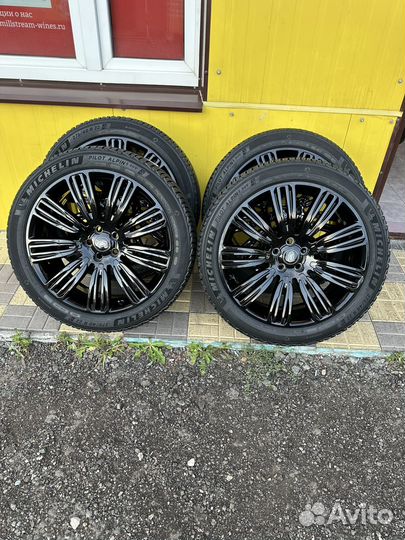 Комплект зимних колеса R22 оригинал Land Rover