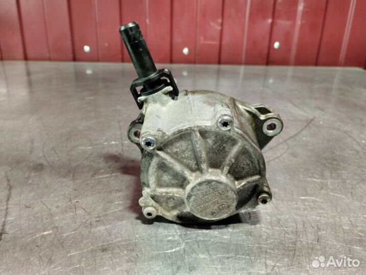 Насос вакуумный Mercedes C-Class W204 OM651 2.2