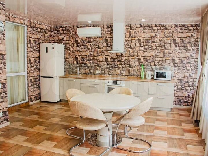 2-к. квартира, 75 м², 2/16 эт.